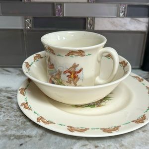 ROYAL DOULTON 3 piece chikds ceramic dinner set bunnykins baby gift
